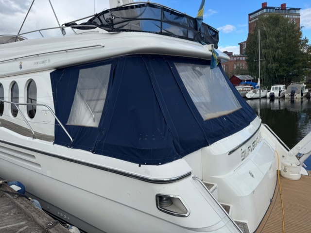 1411906-7 Princess 72 – 1997 – Lyxig motorjakt