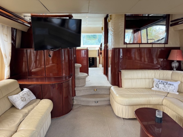 1411906-19 Princess 72 – 1997 – Lyxig motorjakt