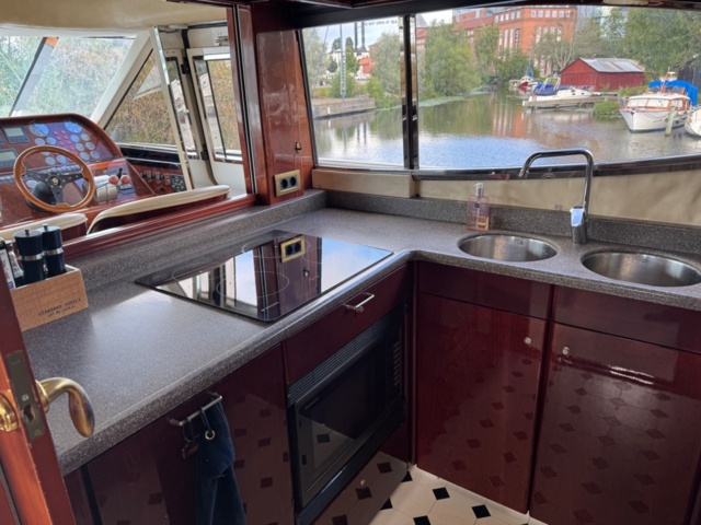 1411906-26 Princess 72 – 1997 – Lyxig motorjakt