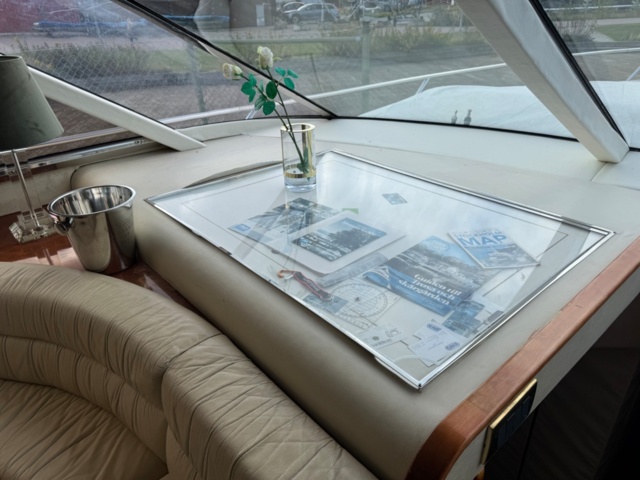 1411906-35 Princess 72 – 1997 – Lyxig motorjakt