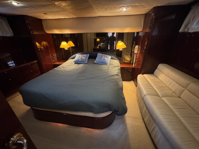 1411906-51 Princess 72 – 1997 – Lyxig motorjakt