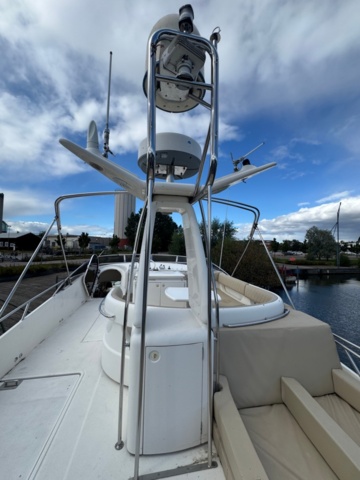 1411906-70 Princess 72 – 1997 – Lyxig motorjakt