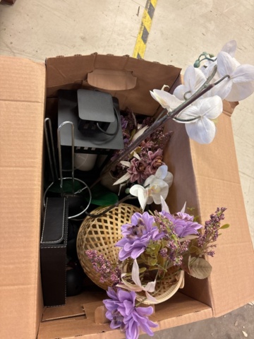 1387007-36 Parti med diverse bohag - diskmaskin, möbler, inredning, m.m.