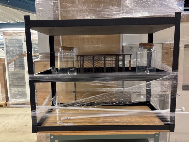 1387007-40 Parti med diverse bohag - diskmaskin, möbler, inredning, m.m.