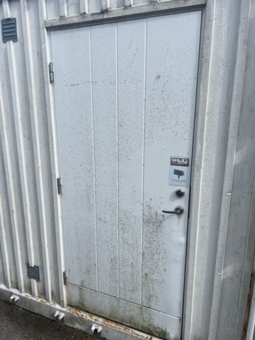 1395596-4 Container 20 fot med innehåll