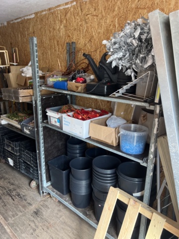 1395595-6 Container 20 fot med innehåll