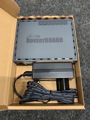 1412144-5 Router Mikrotik BOARD hEX S