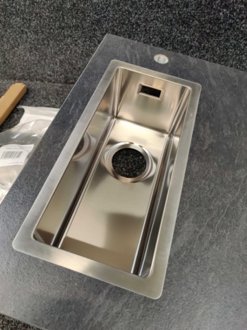 1412134-5 Bänkskiva med ho