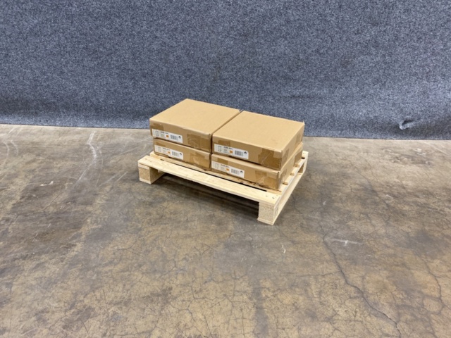 1388002-2 4 st Multi Cube Tenzo Valnöt