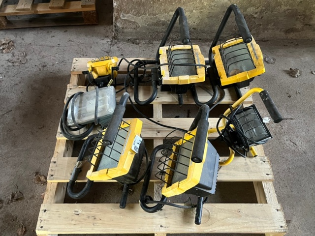 1403423-2 Diverse byggbeslysning, 7st