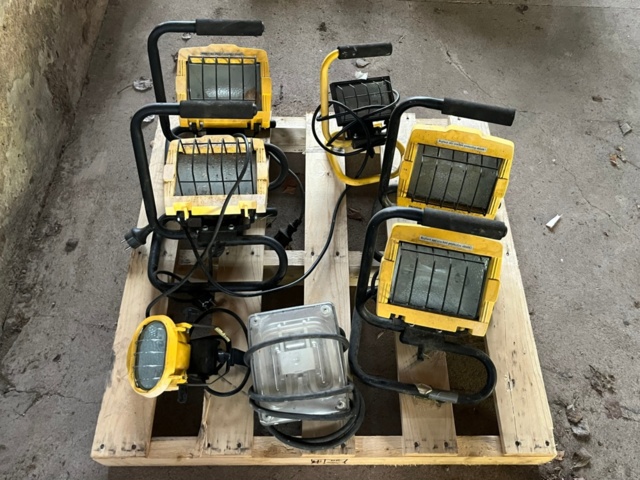 1403423-3 Diverse byggbeslysning, 7st