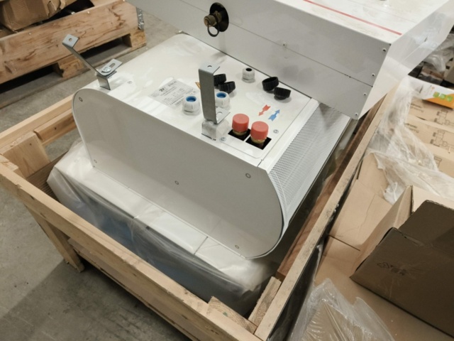 1331875-16 Parti med blandade VVS och ventilationstillbehör