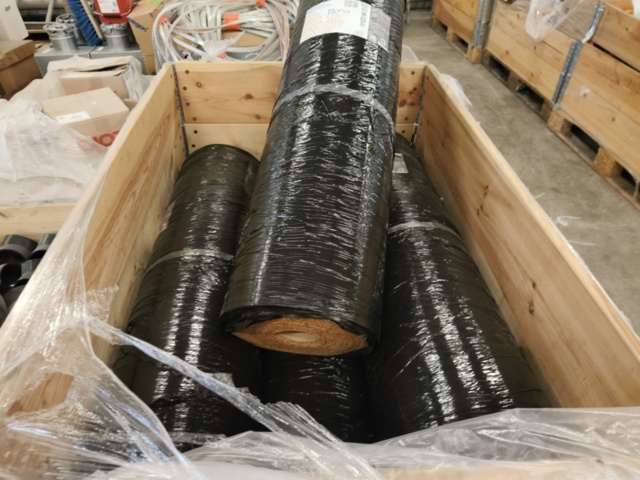 1331875-35 Parti med blandade VVS och ventilationstillbehör