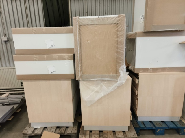 1331878-13 Köksinredning, dörrar med mera