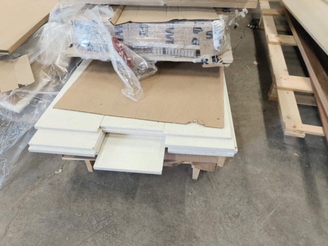 1331878-24 Köksinredning, dörrar med mera