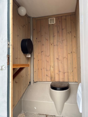 1388535-6 Toalettbod