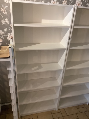 1406390-5 Vägghyllor 2 st