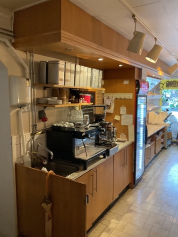 1406394-5 Brödhylla med bänkar