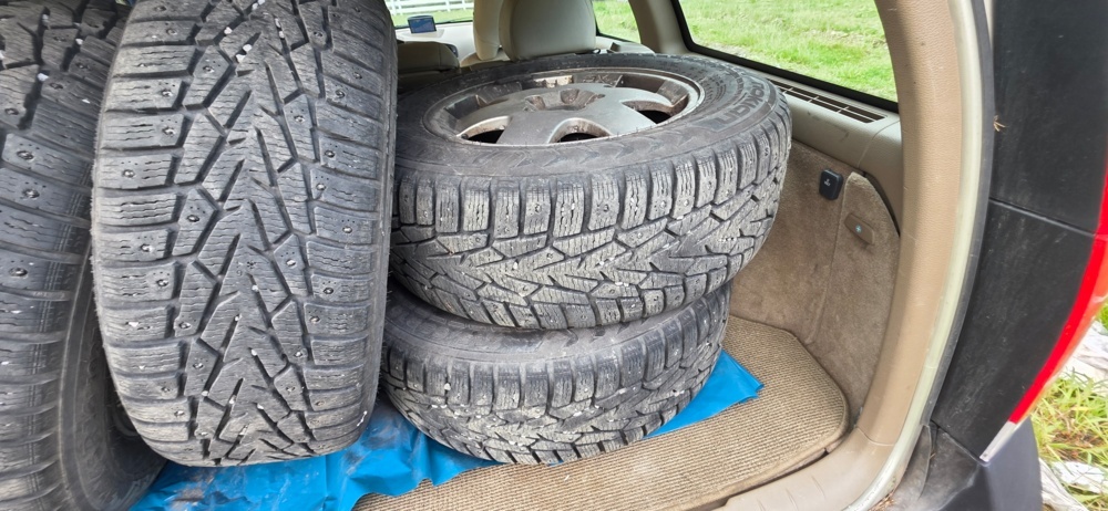 1175790-12 Volvo XC70 D5 AWD Geartronic, 185hk -2007 (Reparationsobjekt)