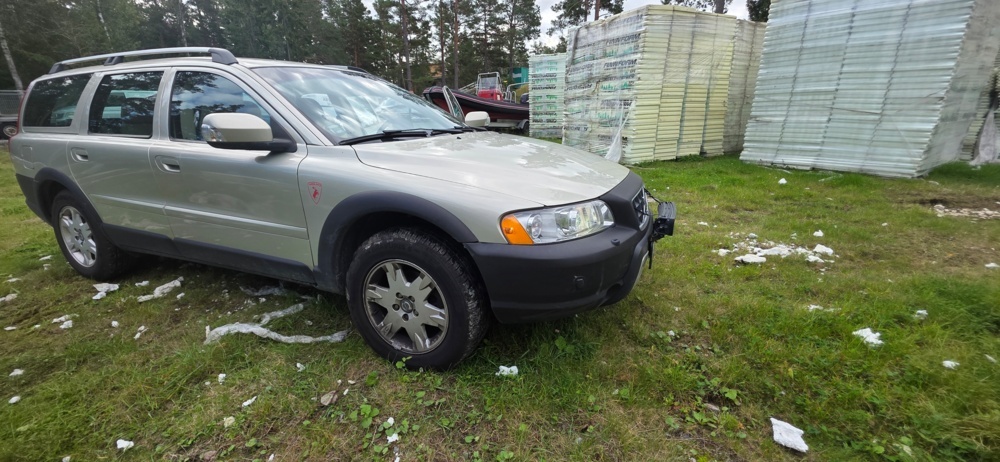 1175790-7 Volvo XC70 D5 AWD Geartronic, 185hk -2007 (Reparationsobjekt)