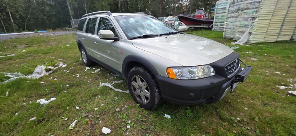 1175790-1 Volvo XC70 D5 AWD Geartronic, 185hk -2007 (Reparationsobjekt)