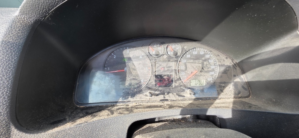 1175791-17 Volkswagen Transporter T30 2.5 TDI Automatisk, 131hk -2009 (Reparationsobjekt)