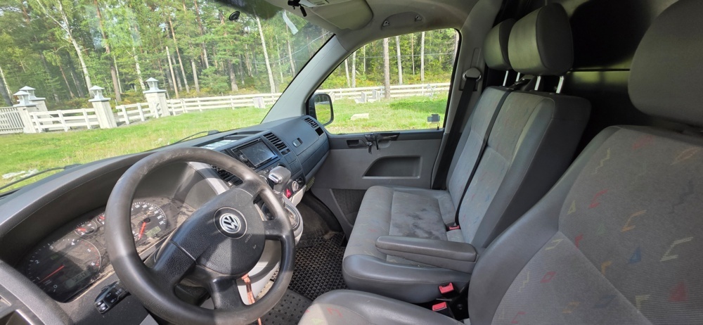 1175791-19 Volkswagen Transporter T30 2.5 TDI Automatisk, 131hk -2009 (Reparationsobjekt)