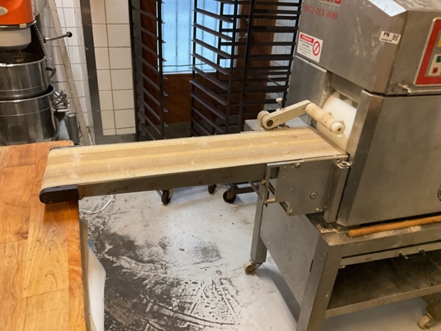 1406418-3 Automatisk Bullrivare KOENIG