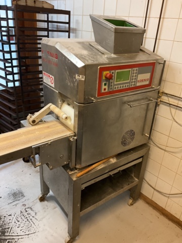 1406418-17 Automatisk Bullrivare KOENIG