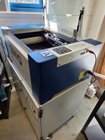 1412819-3 Epilog Zing 16 CO₂-lasermaskin