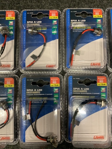 1412445-3 10 st LED indikatorlampor