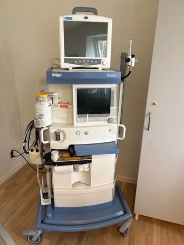 1396437-1 Anestesiapparat Dräger Primus med patientövervakning och förgasare