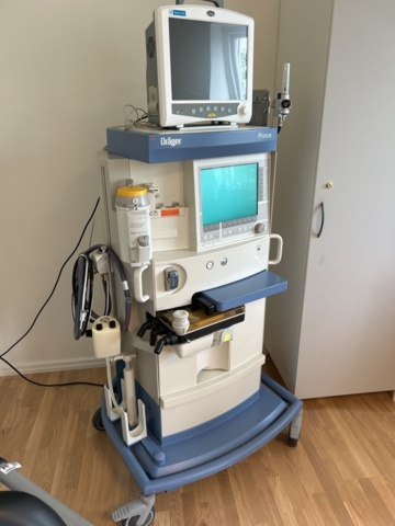 1396437-2 Anestesiapparat Dräger Primus med patientövervakning och förgasare