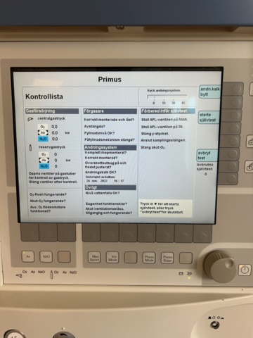 1396437-5 Anestesiapparat Dräger Primus med patientövervakning och förgasare