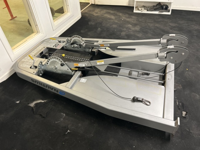 1383200-22 Samling med gymutrustning - styrketräningsmaskiner och konditionsutrustning