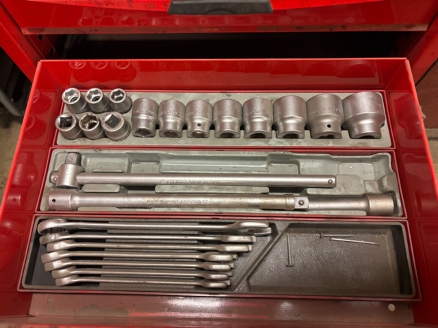 1388717-17 Verktygsskåp Tengtool med verktyg