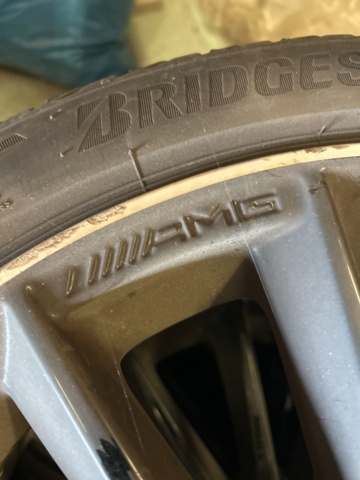 1383212-6 Fälgar med däck 4 st - Mercedes-Benz AMG