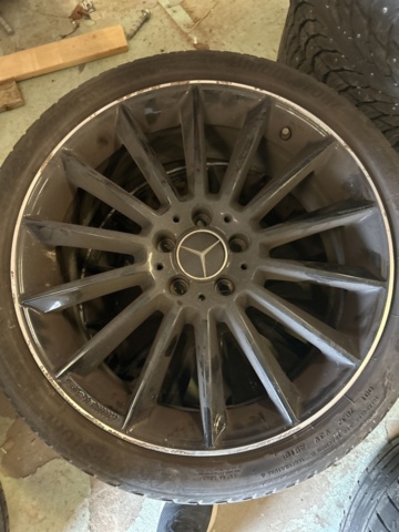 1383212-4 Fälgar med däck 4 st - Mercedes-Benz AMG