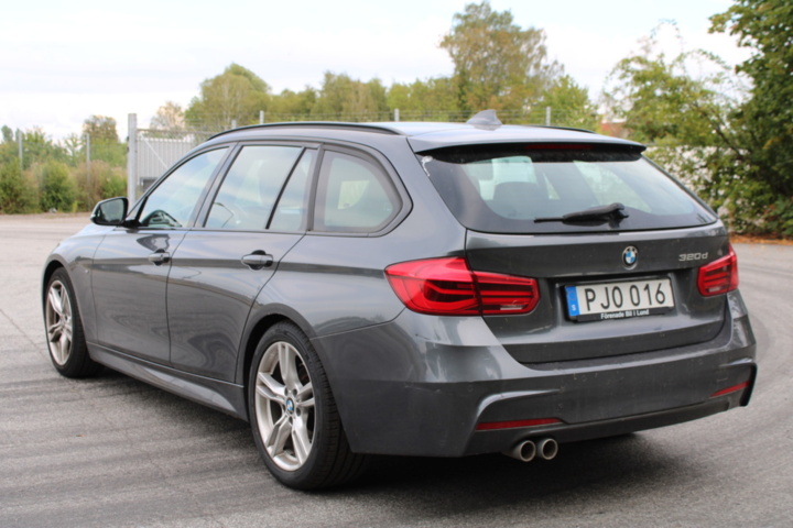 1411730-3 BMW 320d Touring Steptronic, 190hk, 2017