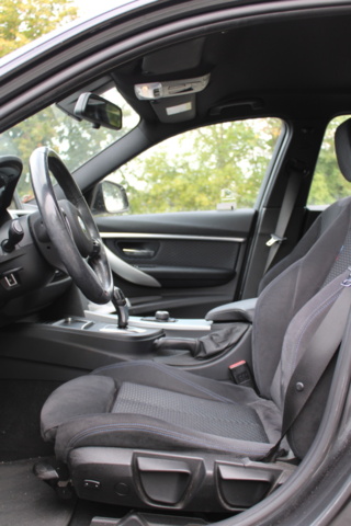 1411730-24 BMW 320d Touring Steptronic, 190hk, 2017