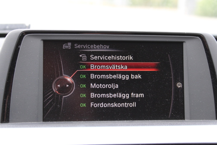 1411730-29 BMW 320d Touring Steptronic, 190hk, 2017