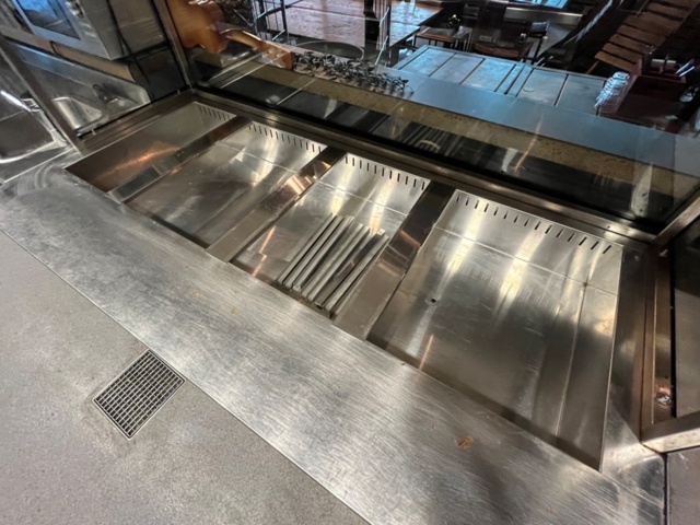 1403431-6 Refrigerated counter with cooling well and superstructure, Inox