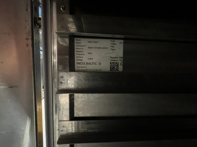 1403431-8 Refrigerated counter with cooling well and superstructure, Inox