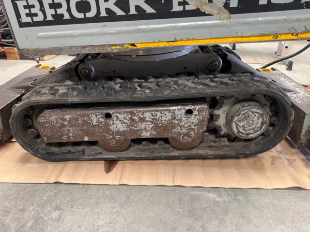 1413212-11 Brokk BM 150