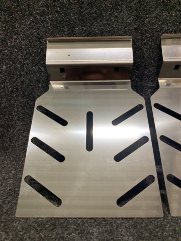 1454230-5 Parti med LED-Bar fästen Volvo