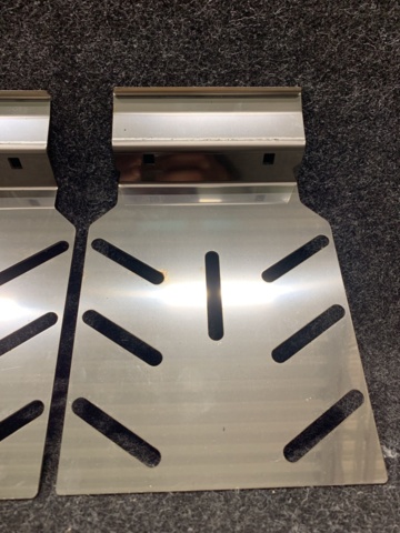 1454230-6 Parti med LED-Bar fästen Volvo