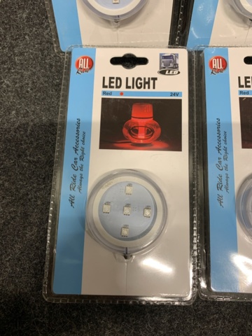 1413564-3 6 st LED ljusplattor för Poppy, Röd