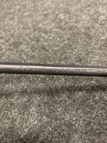 1413567-3 RK 35 svart batterikabel