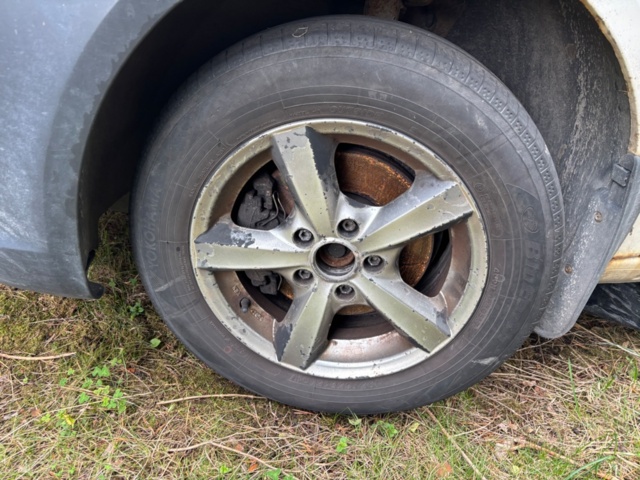 1409883-13 Volkswagen Caddy Skåpbil 1.6 TDI DPF - 2011 (Reparationsobjekt)