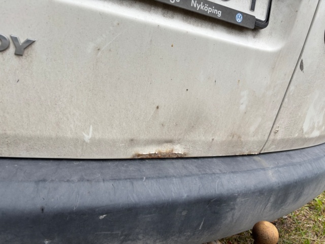 1409883-54 Volkswagen Caddy Skåpbil 1.6 TDI DPF - 2011 (Reparationsobjekt)